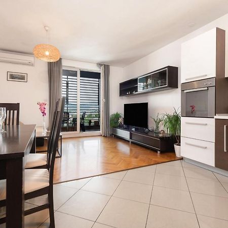 City Vibe & Free Garage Сплит Экстерьер фото
